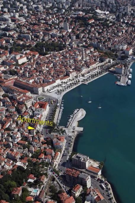 Apartments Toma Split Bagian luar foto