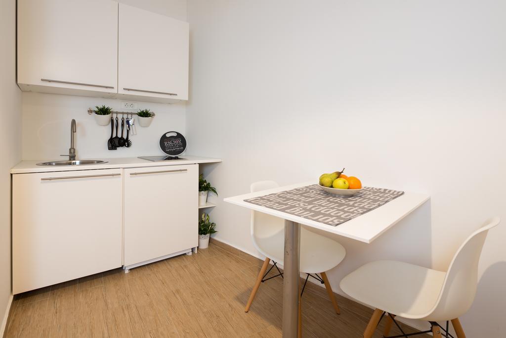 Apartments Toma Split Ruang foto